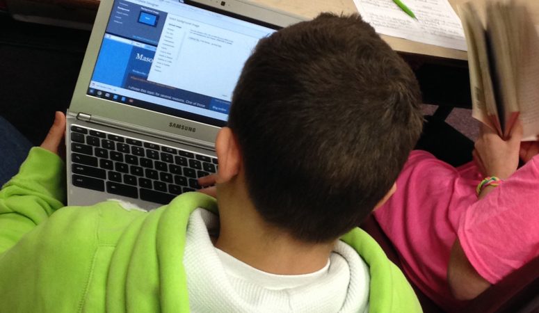 Teaching with Online Discussions